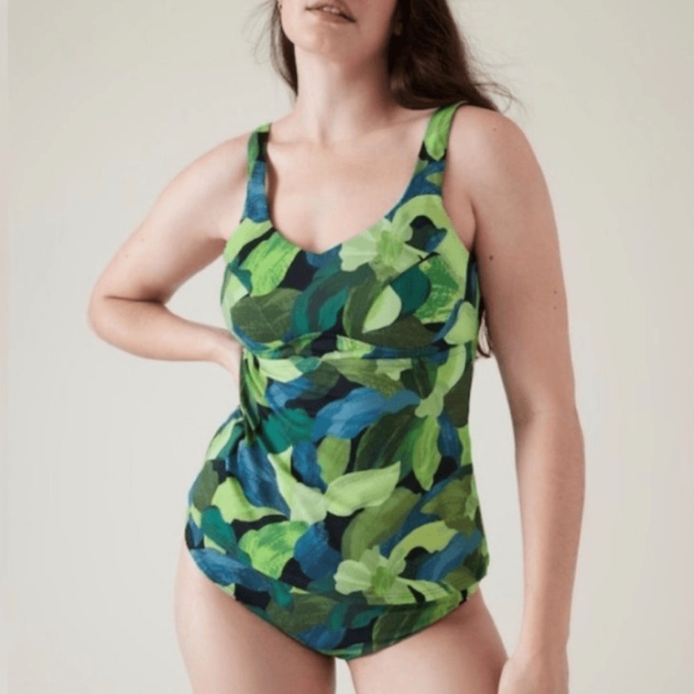 Athleta  NWT Bondi Bra Cup Tankini in Liana  Floral Green